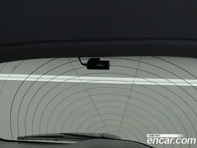 Land Rover Discovery Sport 2017 2.0 автомат (гидро), миниатюра 11