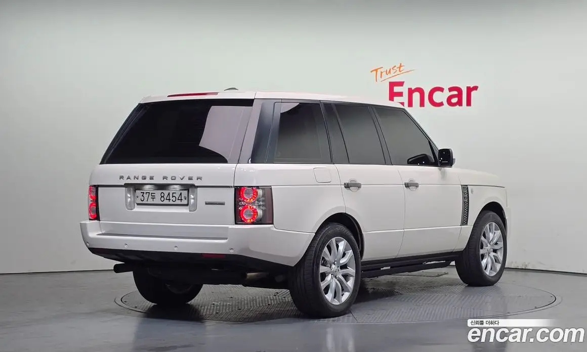 Land Rover Range Rover 2009 5.0 автомат (гидро), фото 2 Land Rover Range Rover 2009 5.0 автомат (гидро), фото 2