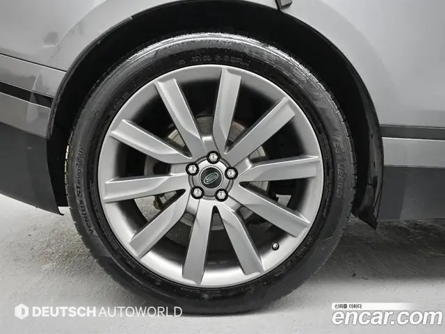 Land Rover Range Rover Velar 2017 3.0 автомат (гидро), миниатюра 5 Land Rover Range Rover Velar 2017 3.0 автомат (гидро), миниатюра 5