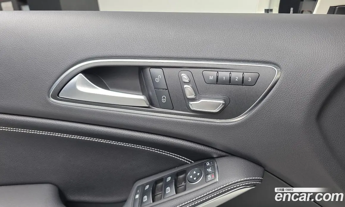 Mercedes-Benz A-Class 2016 1.6 автомат (гидро), фото 17 Mercedes-Benz A-Class 2016 1.6 автомат (гидро), фото 17