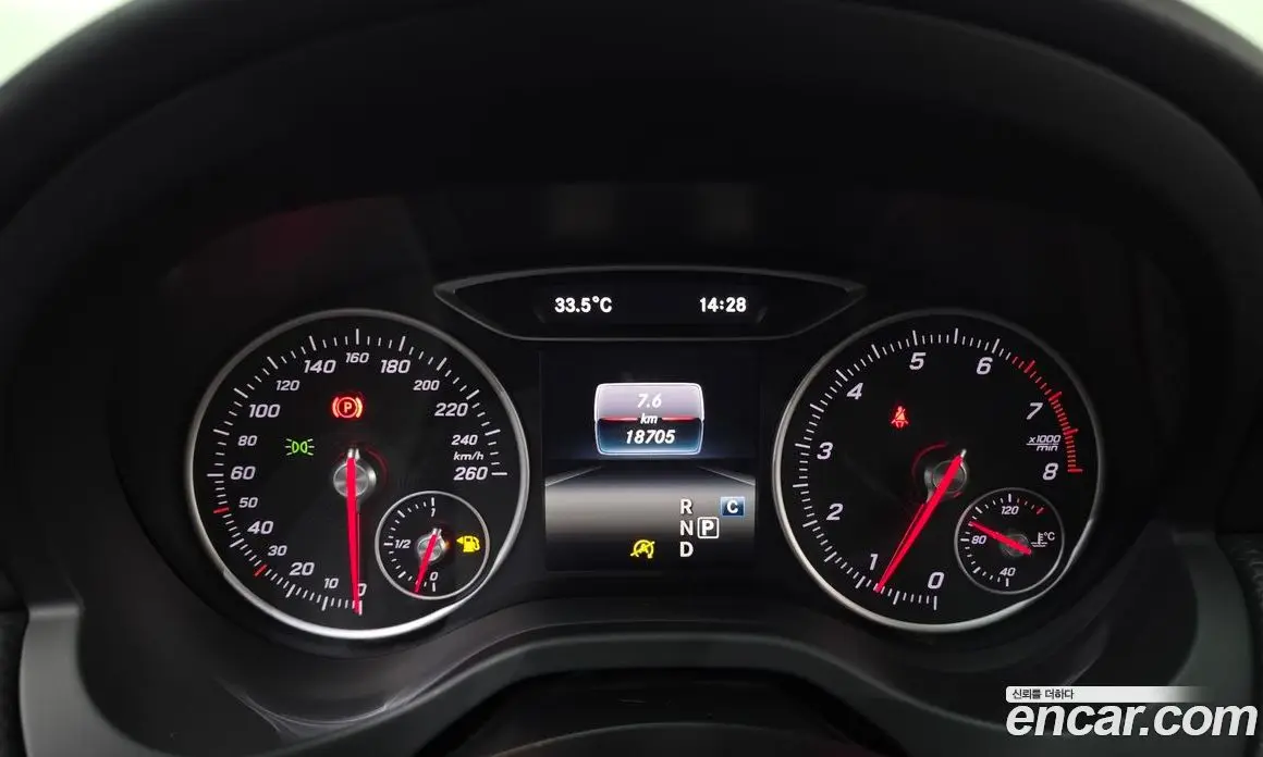 Mercedes-Benz A-Class 2016 1.6 автомат (гидро), фото 8 Mercedes-Benz A-Class 2016 1.6 автомат (гидро), фото 8