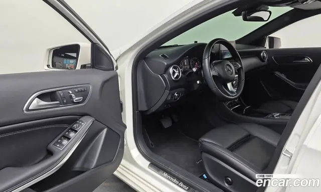 Mercedes-Benz A-Class 2016 1.6 автомат (гидро), миниатюра 10 Mercedes-Benz A-Class 2016 1.6 автомат (гидро), миниатюра 10