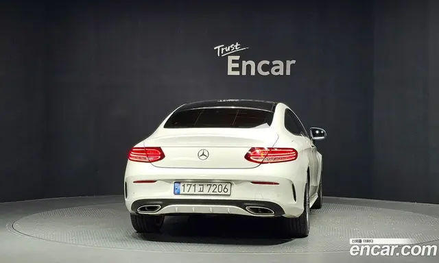 Mercedes-Benz C-Class 2016 2.0 автомат (гидро), миниатюра 4