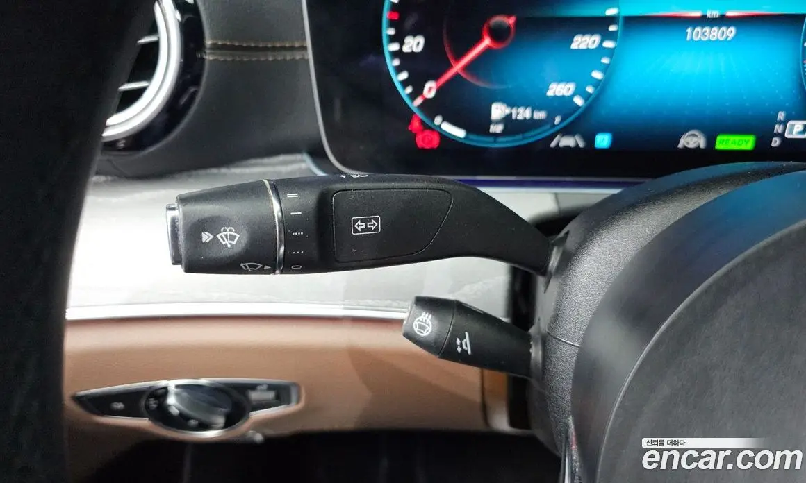 Mercedes-Benz E-Class 2022 2.0 автомат (гидро), фото 15