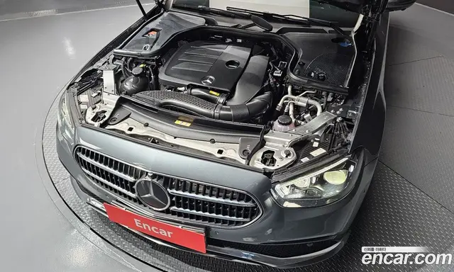 Mercedes-Benz E-Class 2022 2.0 автомат (гидро), миниатюра 6