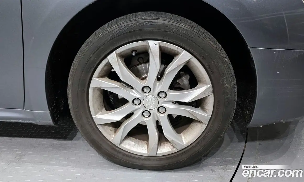 Peugeot 508 2014 1.6 автомат (гидро), фото 5 Peugeot 508 2014 1.6 автомат (гидро), фото 5