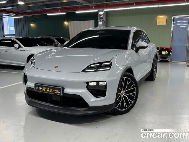 Porsche Macan, 2025, 17 339 км