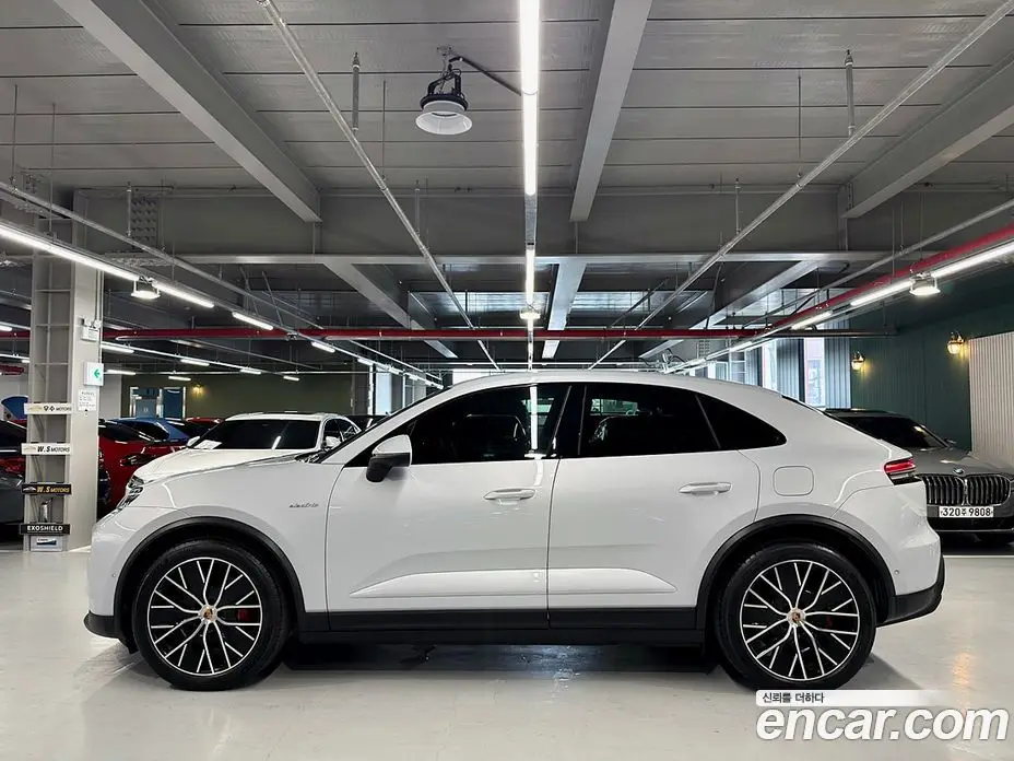 Porsche Macan 2025 0.2 автомат (гидро), фото 4
