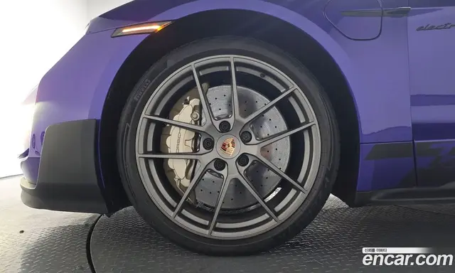 Porsche Taycan 2025 0.1 автомат (гидро), миниатюра 5