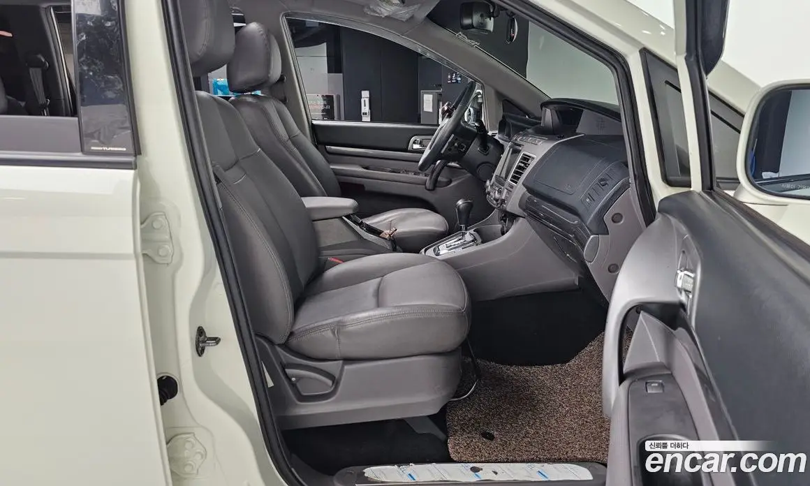 SsangYong Korando 2014 2.0 автомат (гидро), фото 11 SsangYong Korando 2014 2.0 автомат (гидро), фото 11