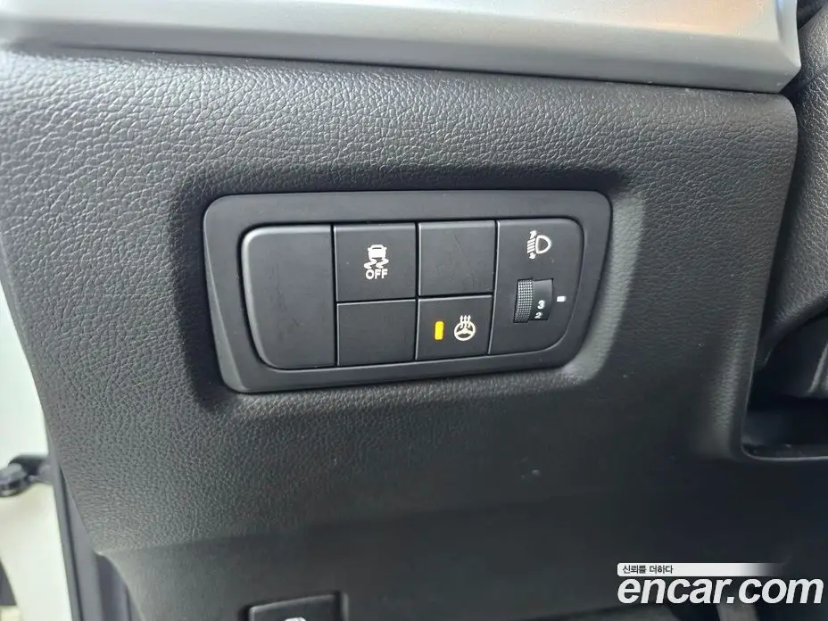 SsangYong Korando 2016 2.2 автомат (гидро), фото 11 SsangYong Korando 2016 2.2 автомат (гидро), фото 11