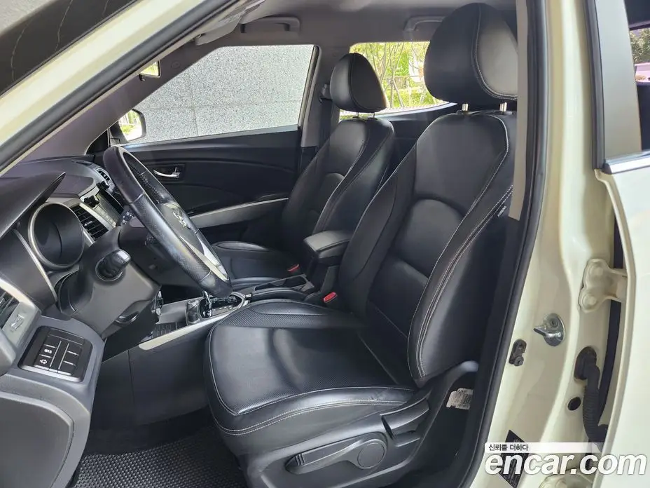 SsangYong TIBOLI 2015 1.6 автомат (гидро), фото 14