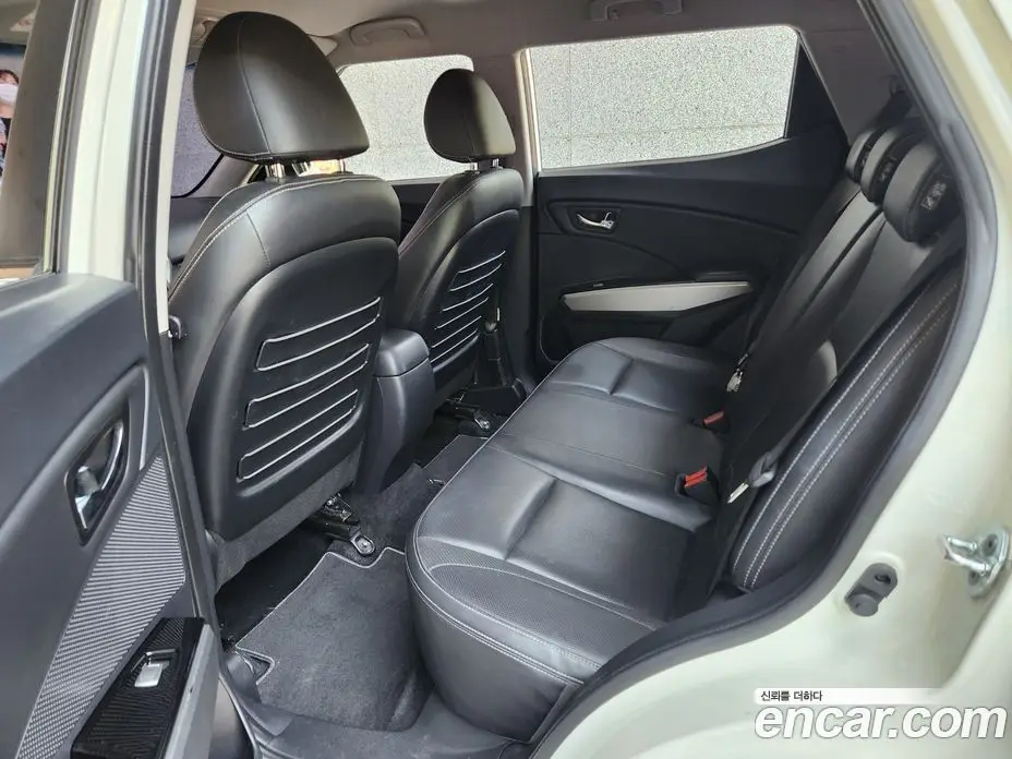 SsangYong TIBOLI 2015 1.6 автомат (гидро), фото 17