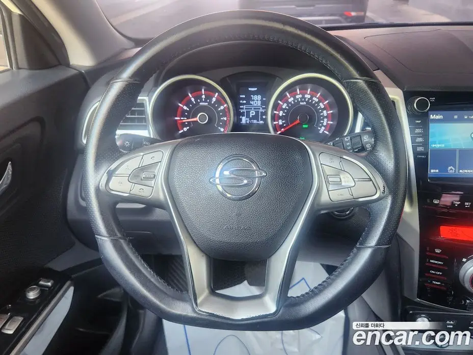SsangYong TIBOLI 2015 1.6 автомат (гидро), фото 9