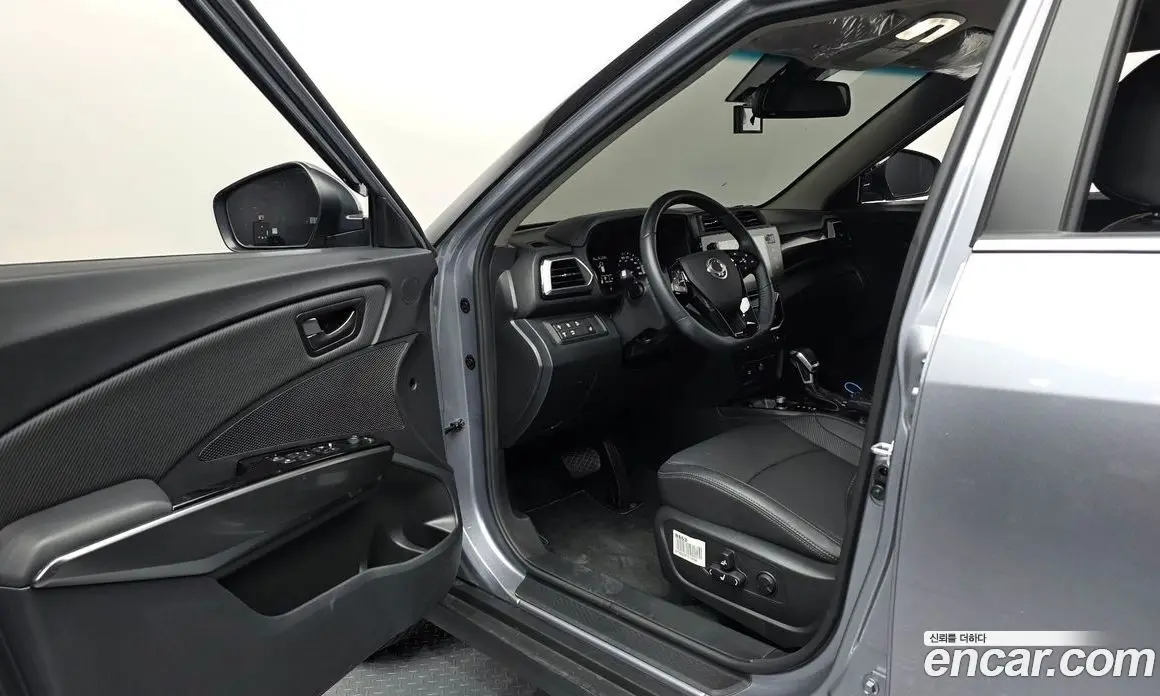 SsangYong TIBOLI 2025 1.6 автомат (гидро), фото 10