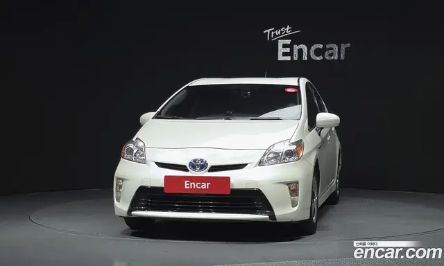 Toyota Prius 2015 1.8 автомат (гидро), миниатюра 3 Toyota Prius 2015 1.8 автомат (гидро), миниатюра 3