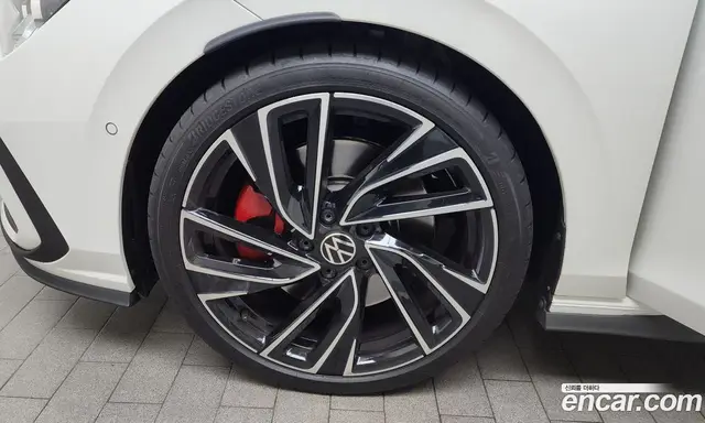 Volkswagen Golf 2023 2.0 автомат (гидро), миниатюра 5 Volkswagen Golf 2023 2.0 автомат (гидро), миниатюра 5