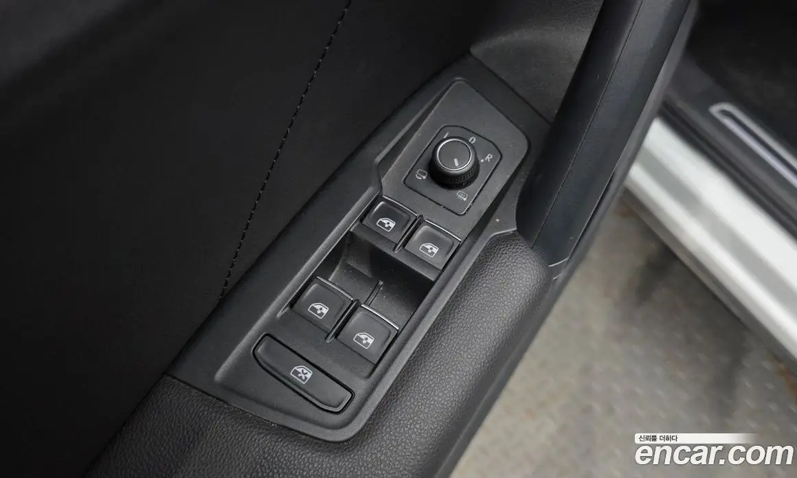 Volkswagen Tiguan 2022 2.0 автомат (гидро), фото 11 Volkswagen Tiguan 2022 2.0 автомат (гидро), фото 11