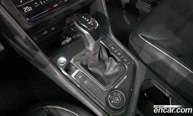 Volkswagen Tiguan 2022 2.0 автомат (гидро), миниатюра 9 Volkswagen Tiguan 2022 2.0 автомат (гидро), миниатюра 9