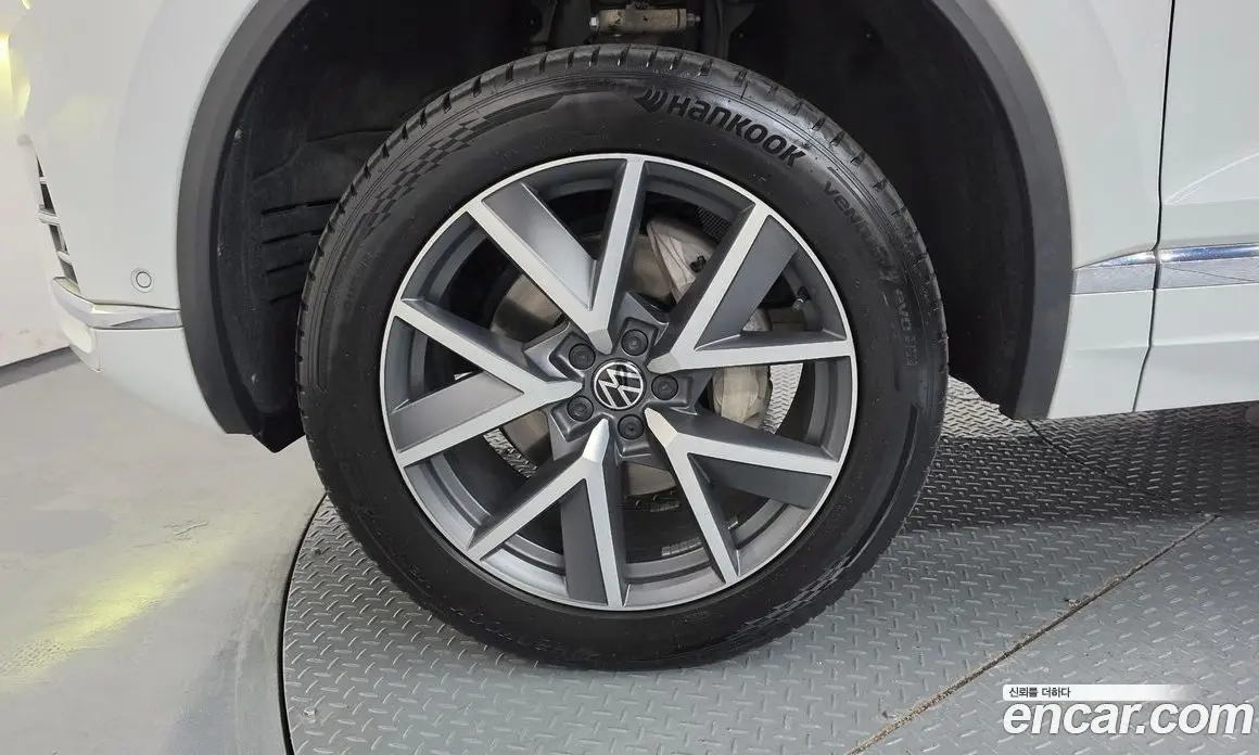 Volkswagen Touareg 2021 3.0 автомат (гидро), фото 5