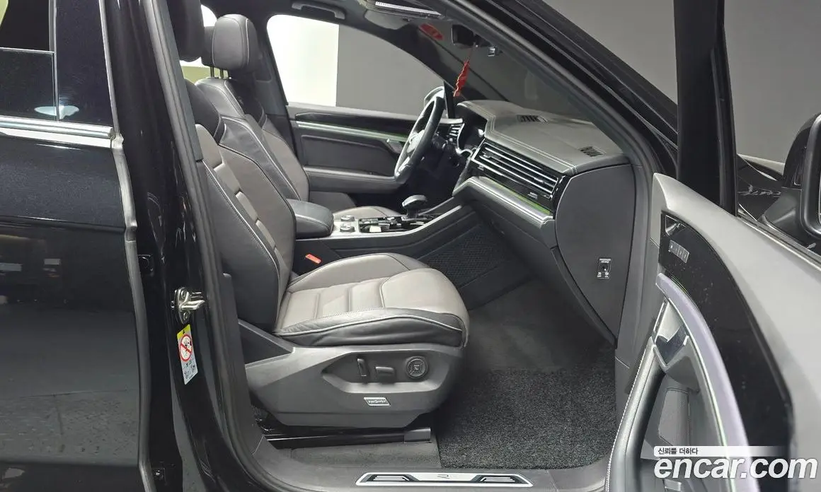 Volkswagen Touareg 2023 3.0 автомат (гидро), фото 11