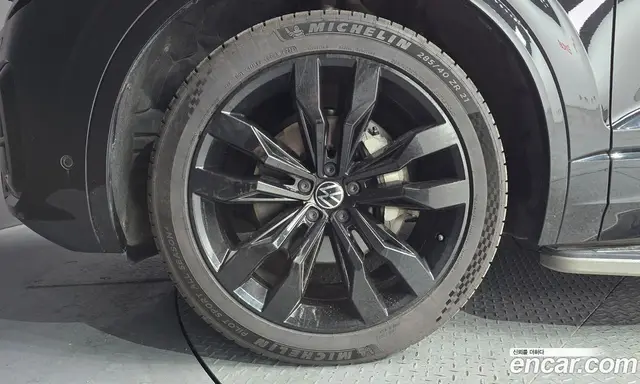 Volkswagen Touareg 2023 3.0 автомат (гидро), миниатюра 5
