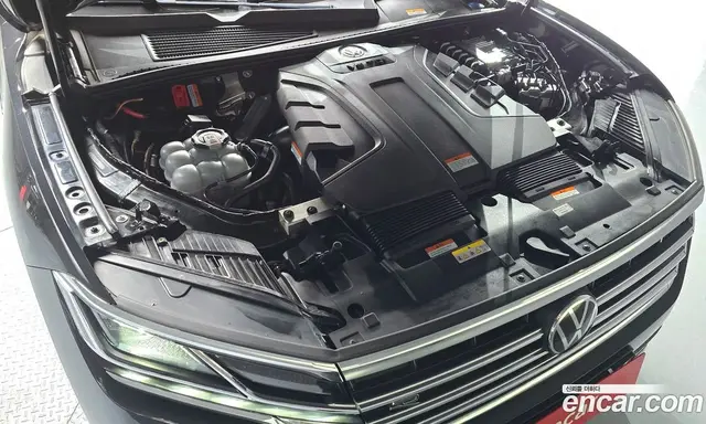 Volkswagen Touareg 2023 3.0 автомат (гидро), миниатюра 6