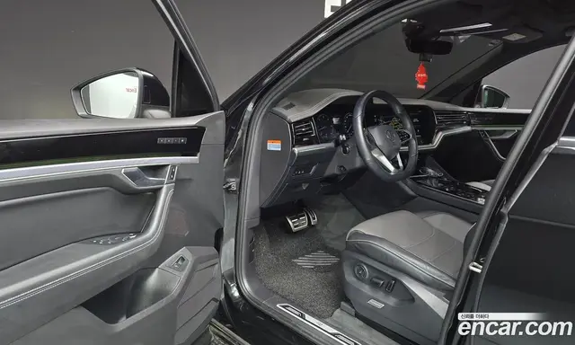 Volkswagen Touareg 2023 3.0 автомат (гидро), миниатюра 10