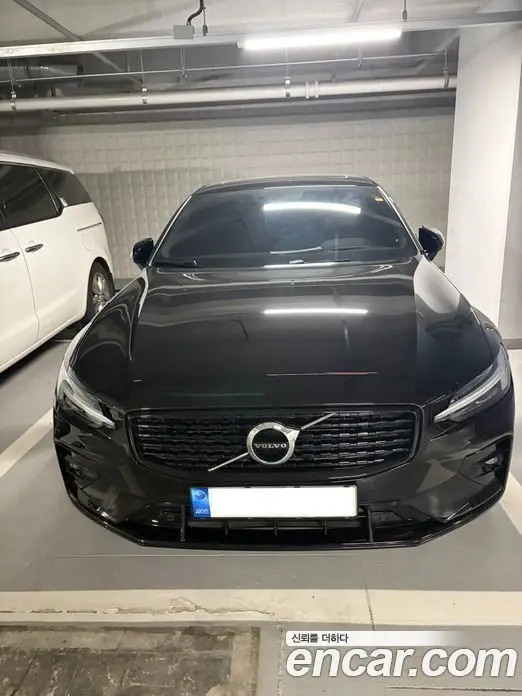 Volvo S60 2022 2.0 автомат (гидро), миниатюра 2