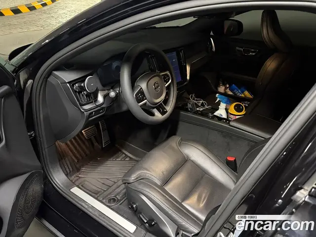 Volvo S60 2022 2.0 автомат (гидро), миниатюра 5
