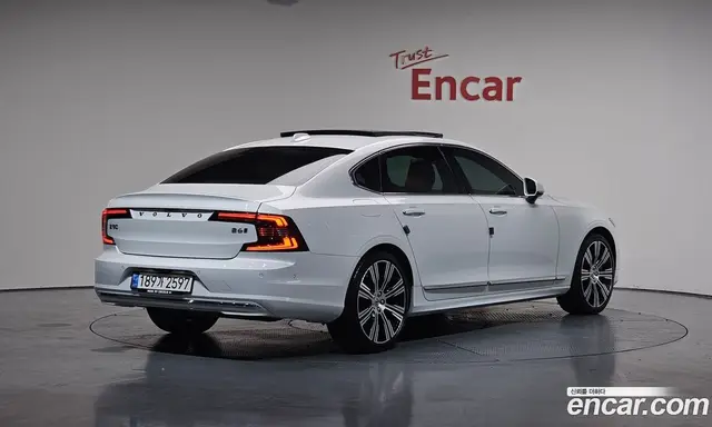 Volvo S90 2022 2.0 автомат (гидро), миниатюра 2 Volvo S90 2022 2.0 автомат (гидро), миниатюра 2