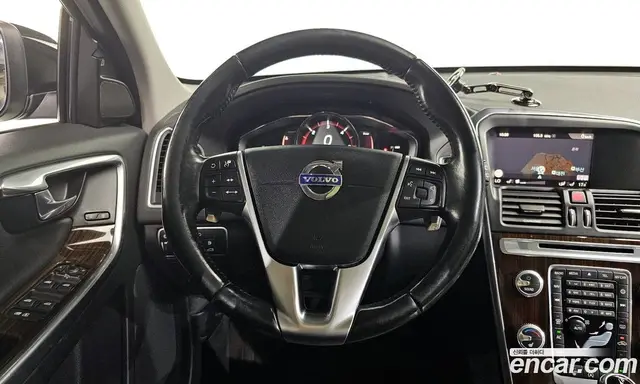 Volvo XC60 2017 2.0 автомат (гидро), миниатюра 12
