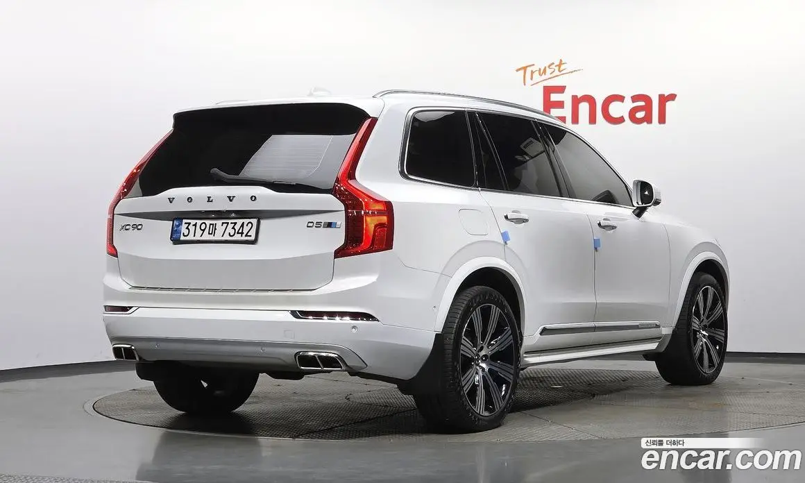 Volvo XC90 2016 2.0 автомат (гидро), фото 2 Volvo XC90 2016 2.0 автомат (гидро), фото 2