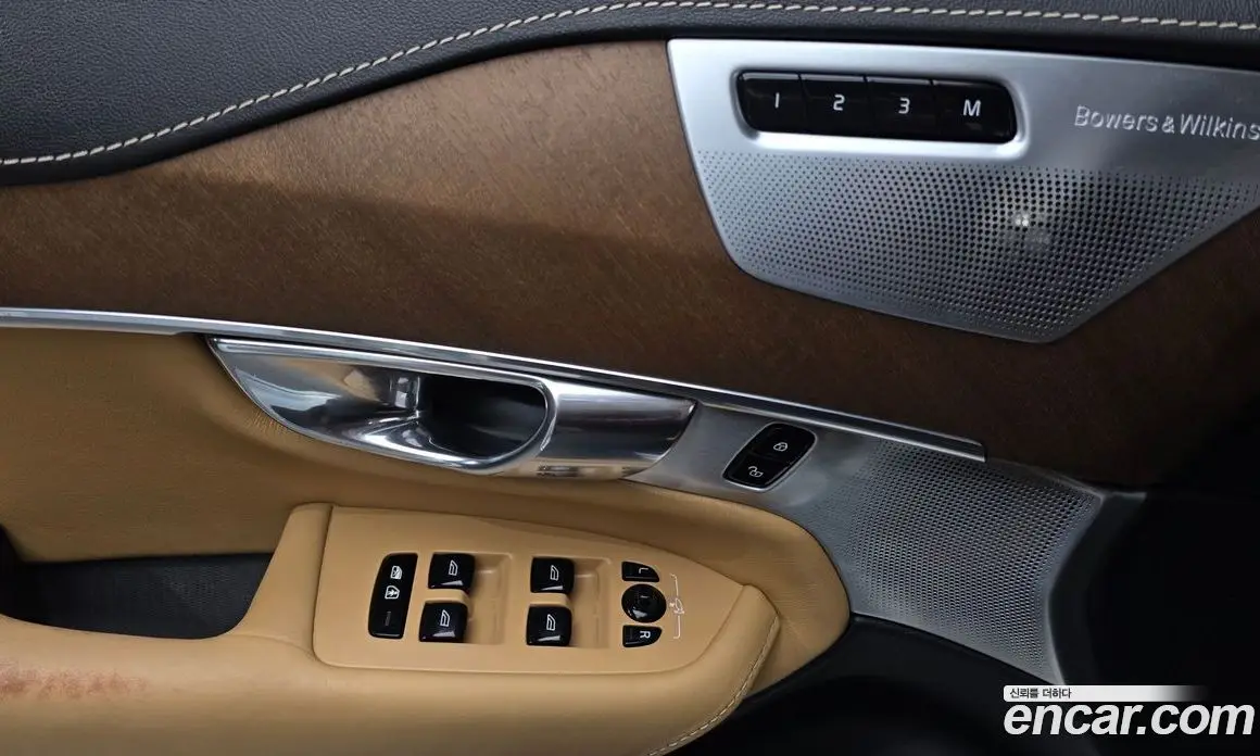 Volvo XC90 2016 2.0 автомат (гидро), фото 11 Volvo XC90 2016 2.0 автомат (гидро), фото 11