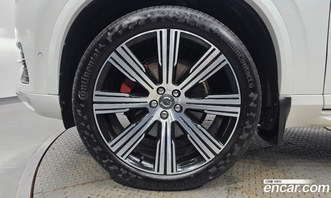 Volvo XC90 2016 2.0 автомат (гидро), фото 5 Volvo XC90 2016 2.0 автомат (гидро), фото 5