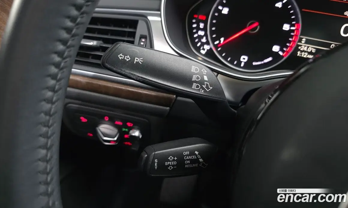 Audi A6 2015 2.0 автомат (гидро), фото 19