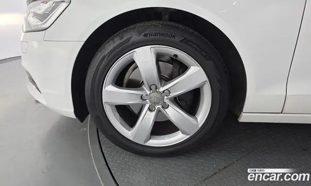 Audi A6 2015 2.0 автомат (гидро), миниатюра 5