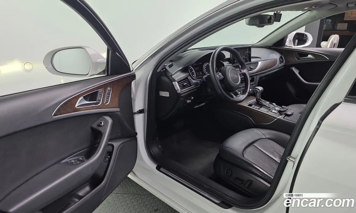 Audi A6 2015 2.0 автомат (гидро), фото 10