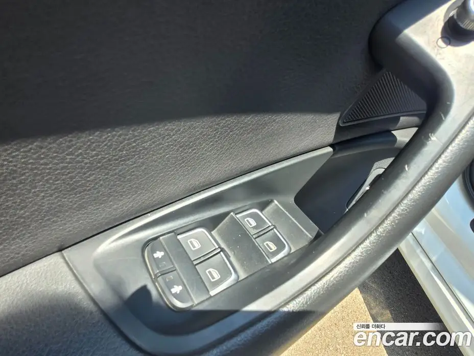 Audi A6 2015 2.0 автомат (гидро), фото 16