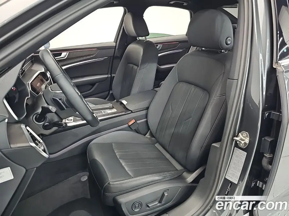 Audi A6 2021 2.0 автомат (гидро), фото 10