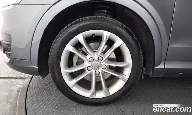 Audi Q3 2013 2.0 автомат (гидро), миниатюра 5 Audi Q3 2013 2.0 автомат (гидро), миниатюра 5