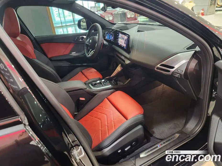 BMW 1 серия 2025 2.0 автомат (гидро), фото 13