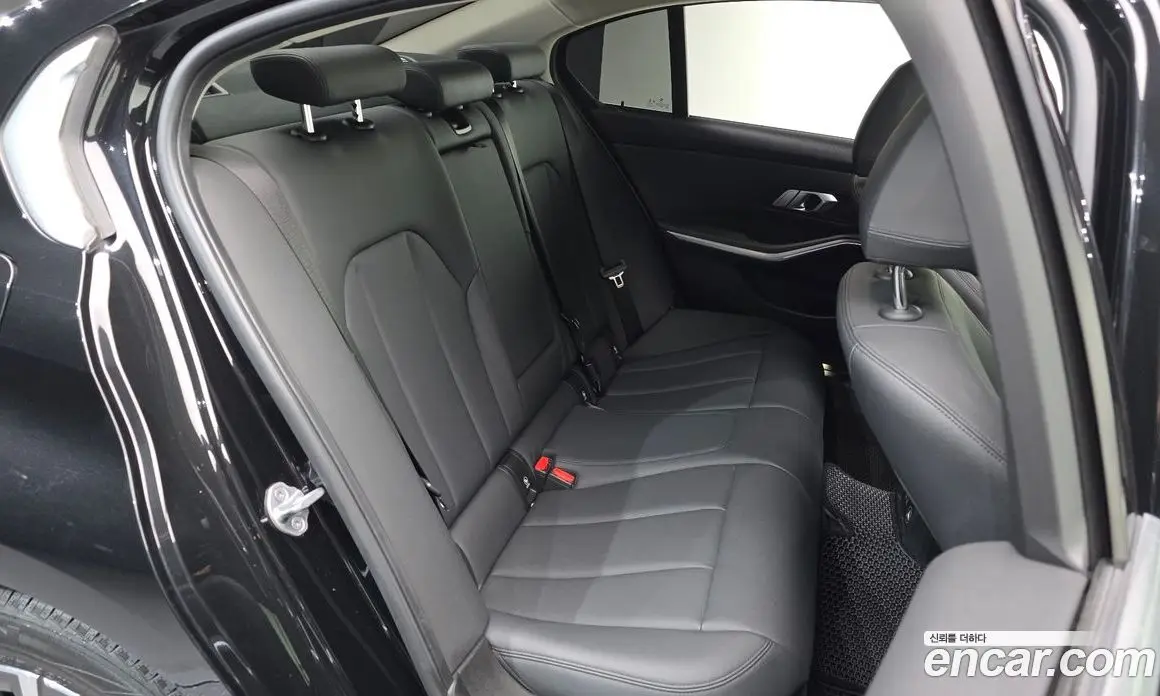 BMW 3 серия 2019 2.0 автомат (гидро), фото 11