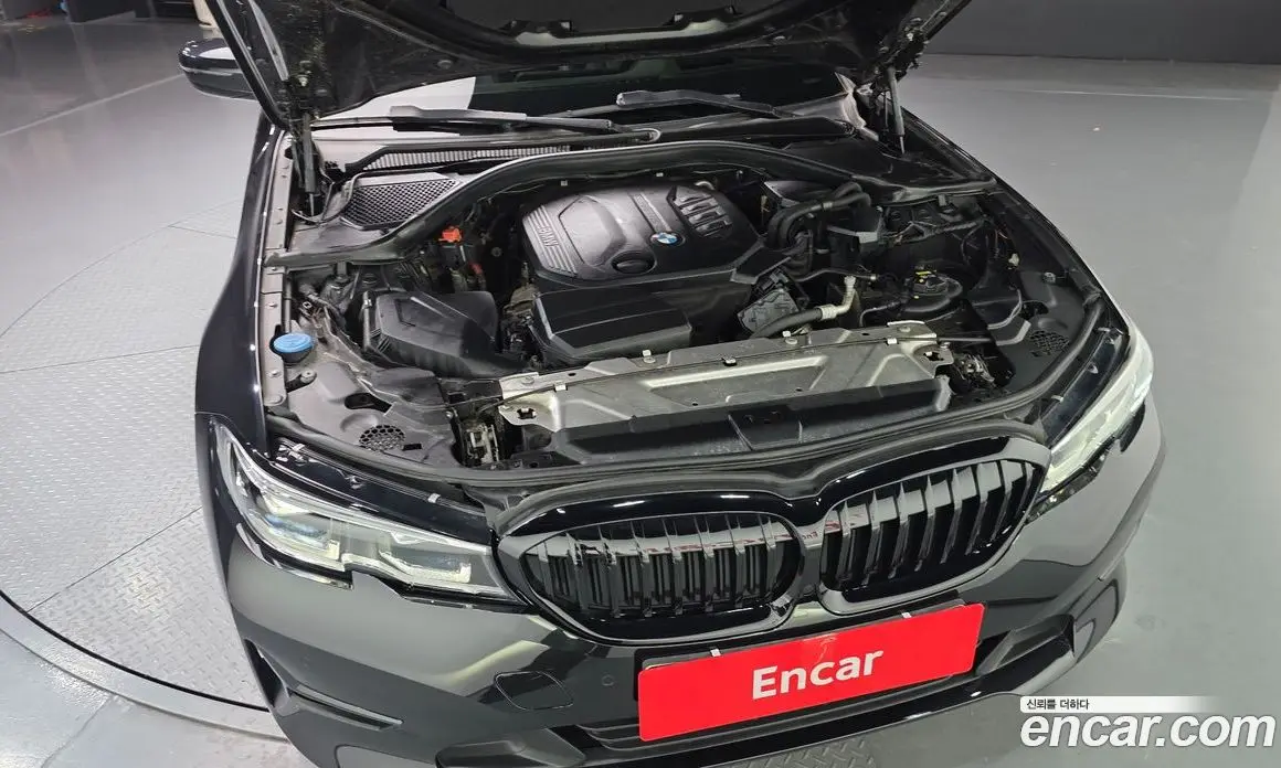 BMW 3 серия 2019 2.0 автомат (гидро), фото 6