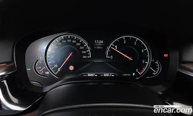 BMW 5 серия 2018 2.0 автомат (гидро), миниатюра 7 BMW 5 серия 2018 2.0 автомат (гидро), миниатюра 7
