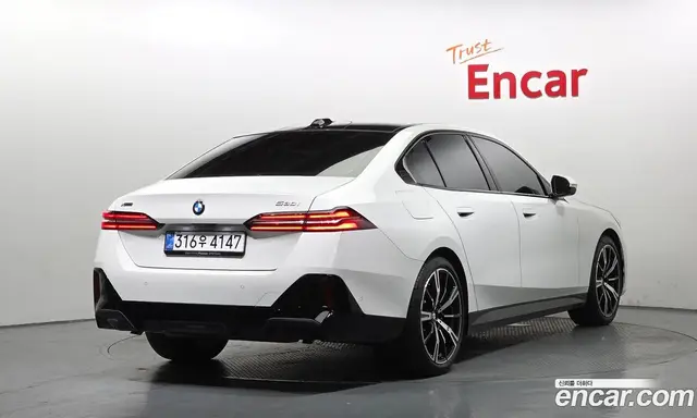BMW 5 серия 2026 2.0 автомат (гидро), миниатюра 2