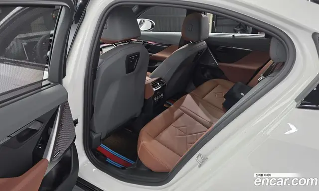 BMW 5 серия 2026 2.0 автомат (гидро), миниатюра 11