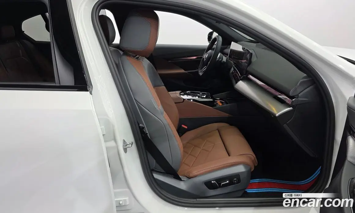 BMW 5 серия 2026 2.0 автомат (гидро), фото 12