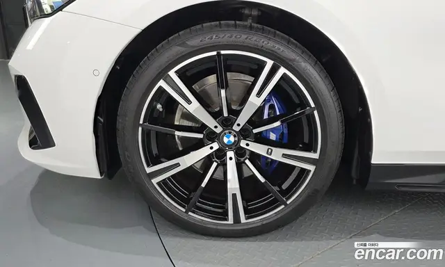 BMW 5 серия 2026 2.0 автомат (гидро), миниатюра 5