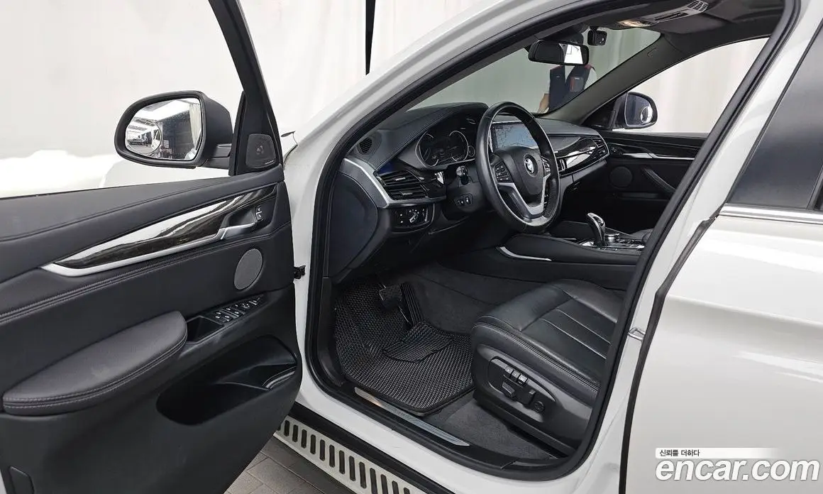 BMW X6 2018 3.0 автомат (гидро), фото 10